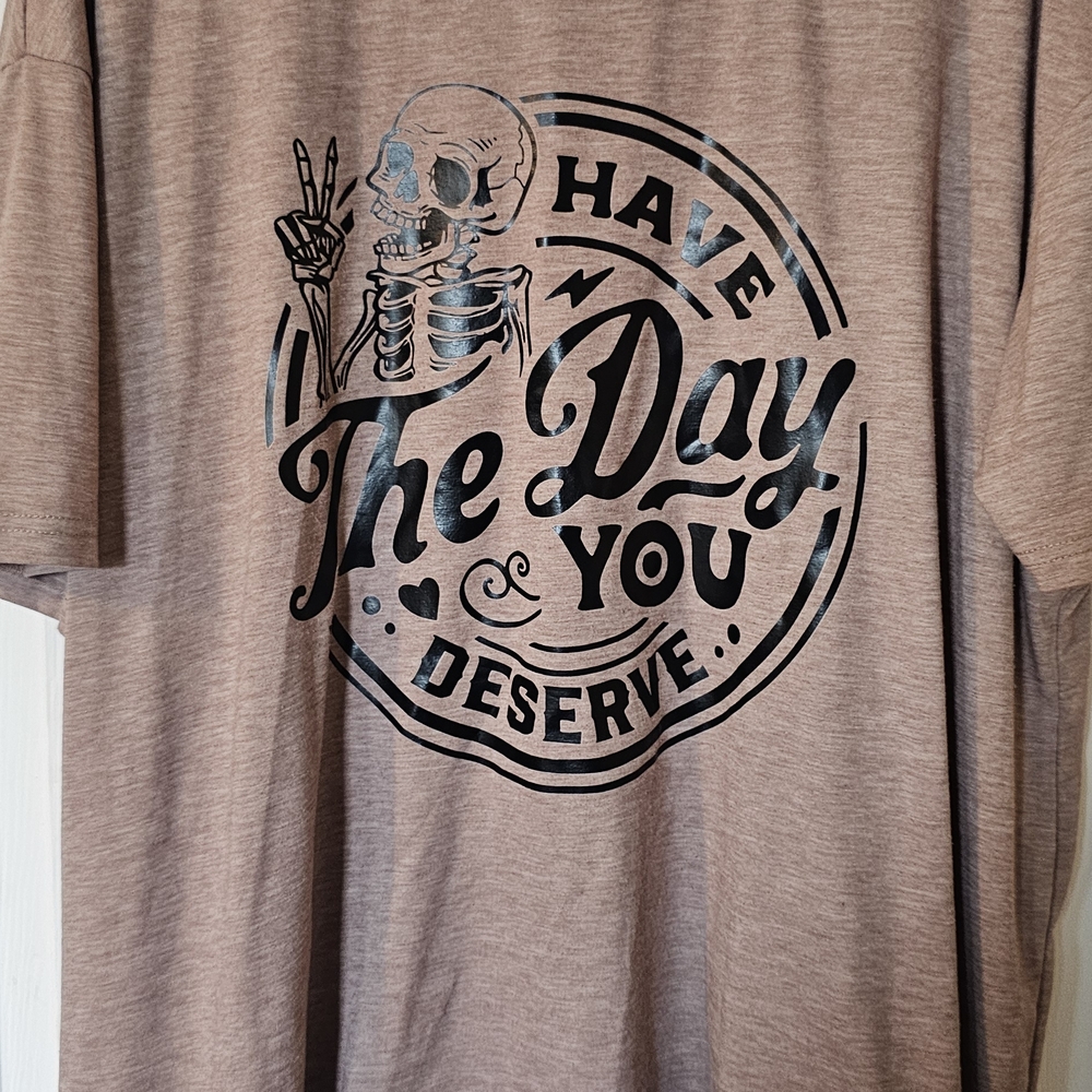 SHEIN Curve Brown Tee